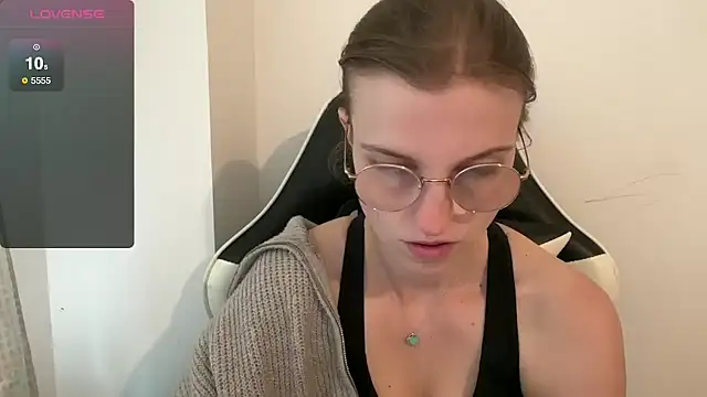 Snapshot of BustyKellyXXX chatting on October 10, 2025, 9:08 am BustyKellyXXX online show from October 10, 2025, 9:08 am