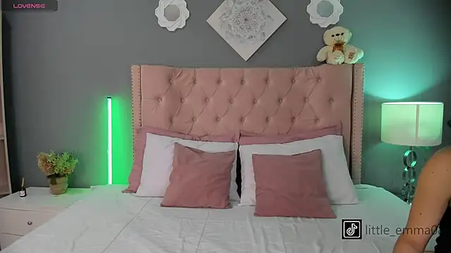 Joe And Emma online show from October 21, 2025, 7:14 pm