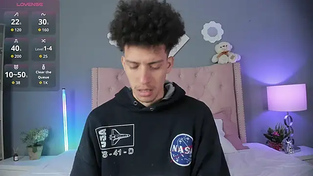 Joe And Emma online show from November 13, 2025, 10:08 pm