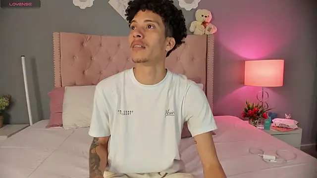 Joe And Emma online show from November 23, 2025, 1:05 am