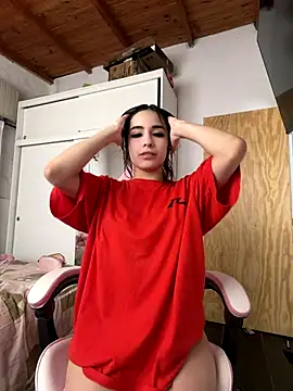 Snapshot of Babylovetiernax chatting on November 7, 2025, 5:57 pm Babylovetiernax online show from November 7, 2025, 5:57 pm