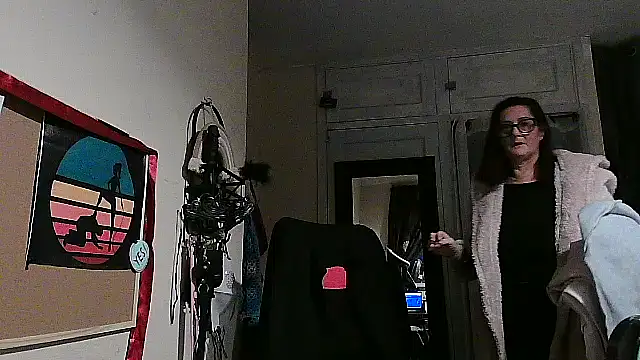 Mistress-Ivy51 online show from November 13, 2025, 6:45 am