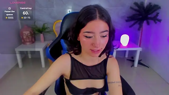 Snapshot of venuss09_s chatting on November 13, 2025, 3:00 pm venuss09 s online show from November 13, 2025, 3:00 pm