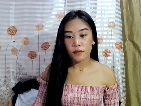 YourWildestDoll online show from November 6, 2025, 8:04 am