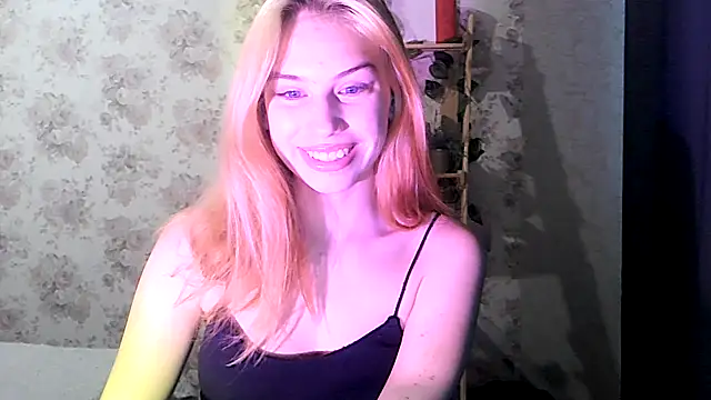 ClaireLaSweet online show from September 28, 2025, 11:21 pm