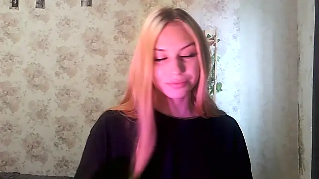 ClaireLaSweet online show from October 14, 2025, 3:07 am