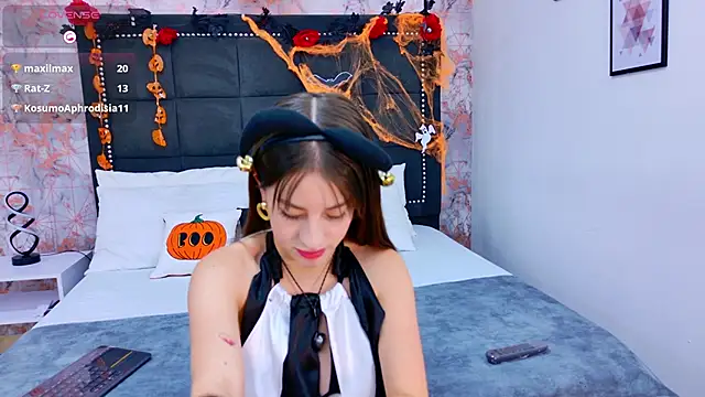 Snapshot of AmbherBlake chatting on November 1, 2025, 3:19 am AmbherBlake online show from November 1, 2025, 3:19 am