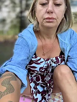 Snapshot of Milena-MilfaXXX chatting on September 11, 2025, 4:12 am Milena-MilfaXXX online show from September 11, 2025, 4:12 am