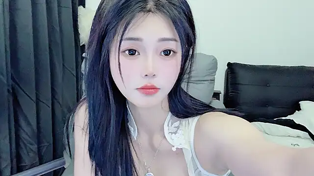 CeeKie online show from October 26, 2025, 5:57 am