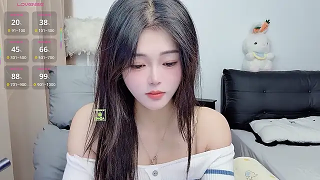 CeeKie online show from November 19, 2025, 3:17 am