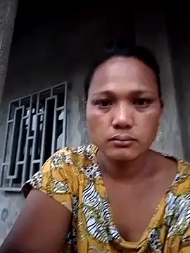 lady helen00 online show from November 21, 2025, 9:57 pm