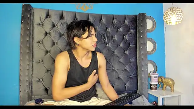 Snapshot of bxby_dolls chatting on September 26, 2025, 5:33 am bxby dolls online show from September 26, 2025, 5:33 am