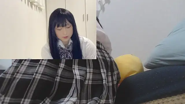 Snapshot of Mia032 chatting on September 21, 2025, 1:35 pm Mia032 online show from September 21, 2025, 1:35 pm