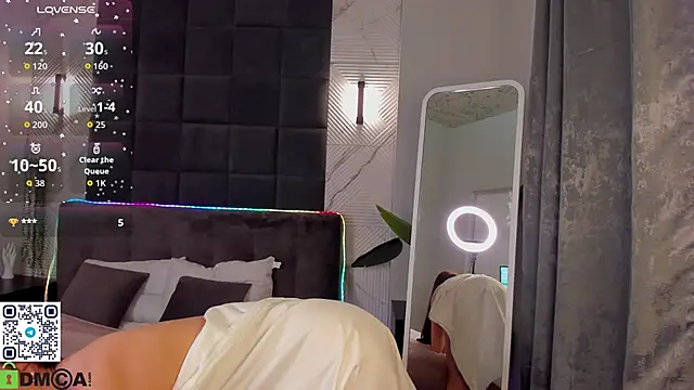 MalvinaDream online show from October 20, 2025, 1:17 am