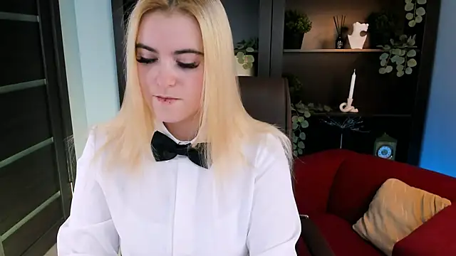 Snapshot of Stef_Nicks chatting on November 21, 2025, 5:17 am Stef Nicks online show from November 21, 2025, 5:17 am