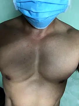 Huynh-duc-huy online show from December 17, 2025, 7:58 am