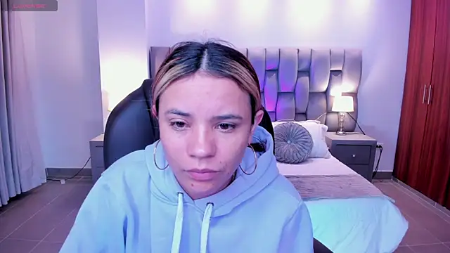 Snapshot of Celestee_rain chatting on September 14, 2025, 8:35 am Celestee rain online show from September 14, 2025, 8:35 am