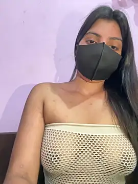  01ruhi online show from November 18, 2025, 6:34 pm