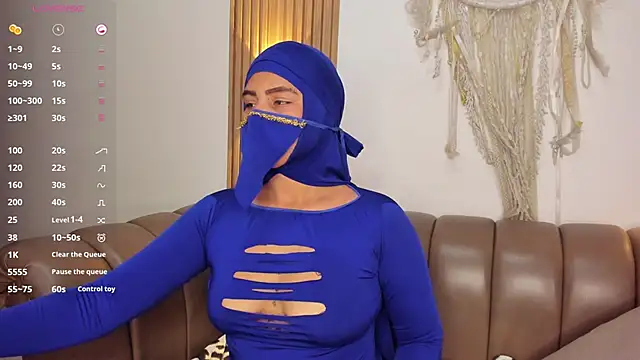 Snapshot of zali_mahamed chatting on December 15, 2025, 11:03 am zali mahamed online show from December 15, 2025, 11:03 am