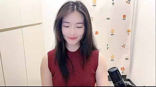 Rosalind xixi online show from October 4, 2025, 11:52 am