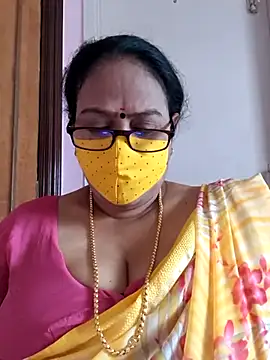 Snapshot of heera-rani chatting on September 13, 2025, 4:56 am heera-rani online show from September 13, 2025, 4:56 am