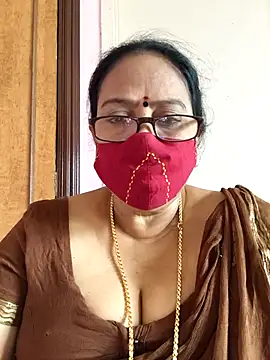 Snapshot of heera-rani chatting on September 16, 2025, 5:52 am heera-rani online show from September 16, 2025, 5:52 am