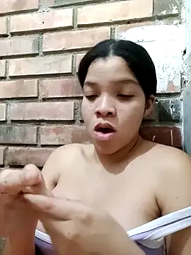 Snapshot of VictoriDior chatting on September 16, 2025, 5:19 am VictoriDior online show from September 16, 2025, 5:19 am