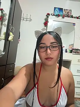 saranghae  online show from October 19, 2025, 12:00 am