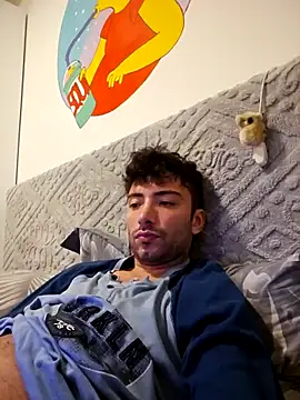 scopamiforte20cm online show from November 17, 2025, 12:05 am