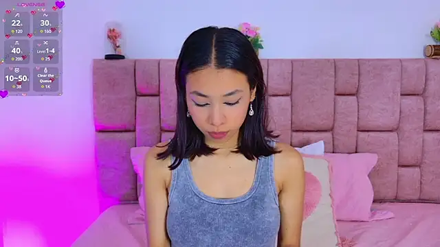 Snapshot of ScarlettLuxe chatting on December 4, 2025, 7:22 pm ScarlettLuxe online show from December 4, 2025, 7:22 pm