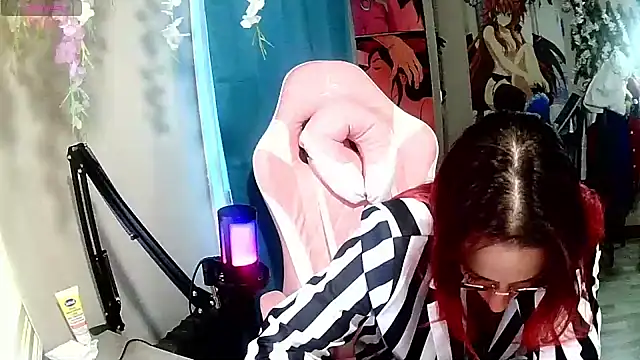 Snapshot of rubystrip chatting on November 15, 2025, 2:46 pm rubystrip online show from November 15, 2025, 2:46 pm