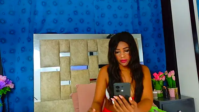 PerlaZultana online show from December 13, 2025, 8:14 pm