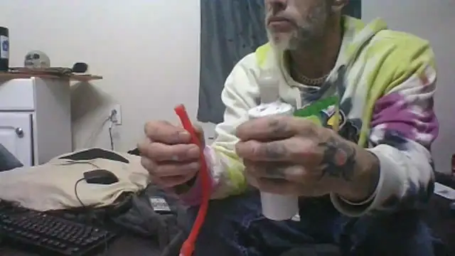 jarjar83 online show from November 9, 2025, 5:17 am