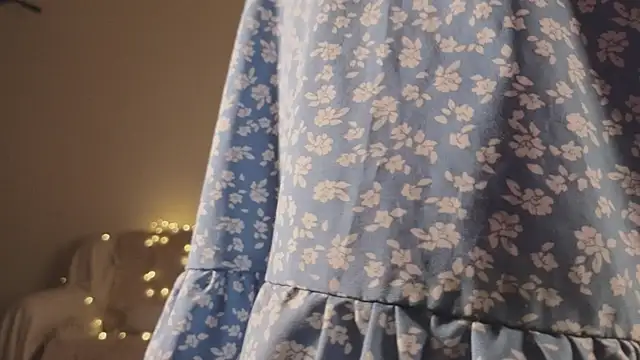 Pixxxis online show from November 6, 2025, 12:11 am