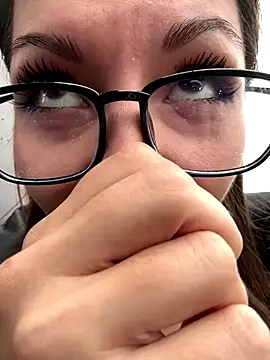 Snapshot of kittyCarrol chatting on September 25, 2025, 10:52 am kittyCarrol online show from September 25, 2025, 10:52 am