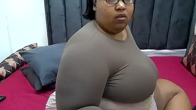 CocoFlames23 online show from September 21, 2025, 5:58 pm