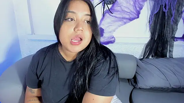 Sexxchubby online show from October 31, 2025, 9:05 pm