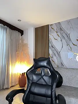 JulienSaint online show from September 11, 2025, 11:43 am