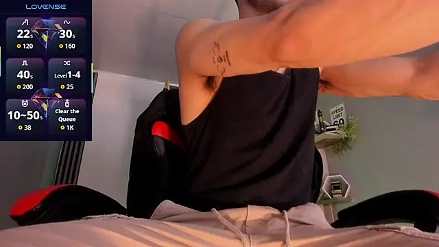 Snapshot of Bastian_MCcormick chatting on October 24, 2025, 12:23 pm Bastian MCcormick online show from October 24, 2025, 12:23 pm