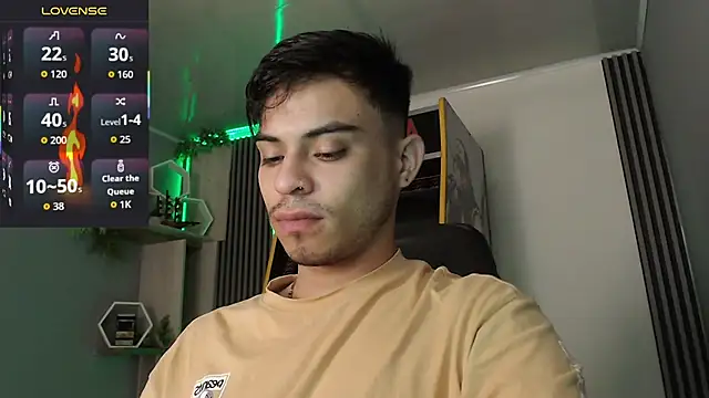 Snapshot of Bastian_MCcormick chatting on November 14, 2025, 12:26 pm Bastian MCcormick online show from November 14, 2025, 12:26 pm