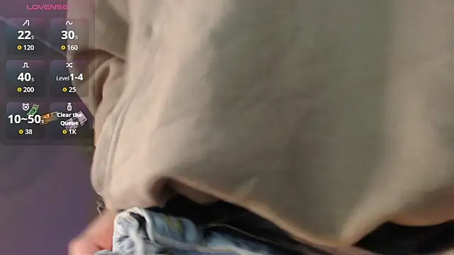 Snapshot of Bastian_MCcormick chatting on November 24, 2025, 12:27 pm Bastian MCcormick online show from November 24, 2025, 12:27 pm