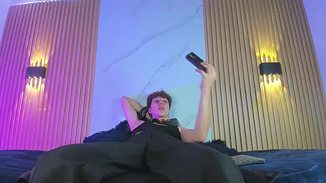 IM DAREN online show from November 1, 2025, 12:18 pm