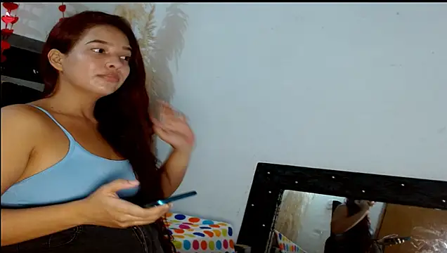 Snapshot of chica_sexy05 chatting on September 25, 2025, 8:34 pm chica sexy05 online show from September 25, 2025, 8:34 pm