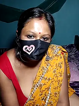 Hotty-rosni online show from October 31, 2025, 12:00 am