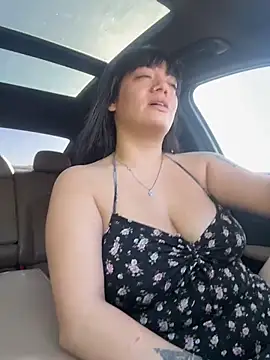 Snapshot of racoonbaby chatting on October 23, 2025, 3:44 pm racoonbaby online show from October 23, 2025, 3:44 pm