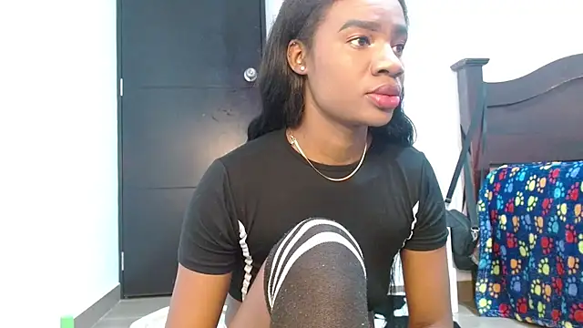 violeta24 online show from October 28, 2025, 10:45 pm