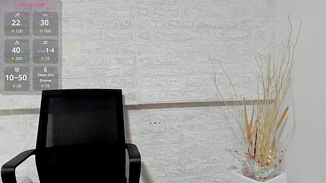  PENELOPESTAR  online show from September 19, 2025, 7:03 pm