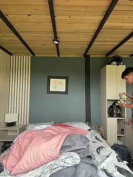 austin spears  online show from November 13, 2025, 4:39 pm