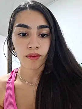 0Bonni1 online show from September 13, 2025, 2:33 am