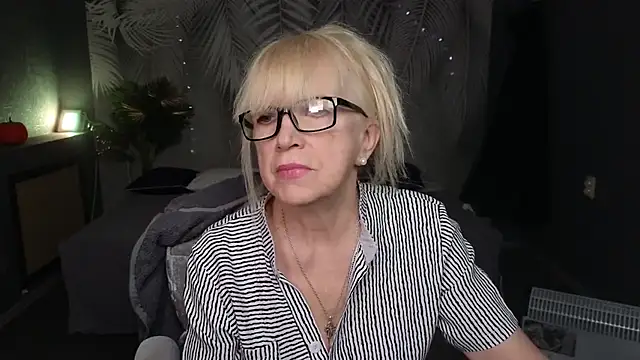 Sabina Ros online show from December 1, 2025, 8:30 am